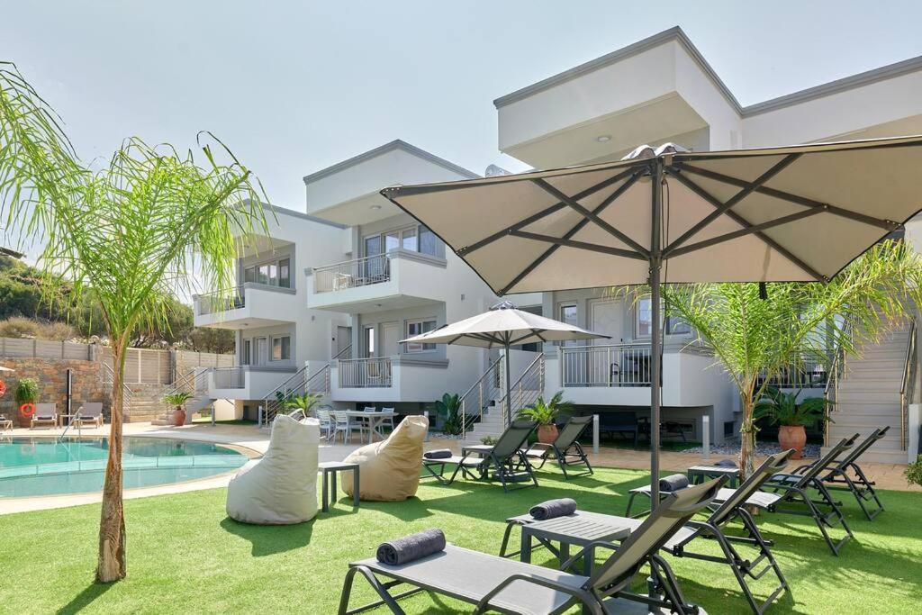 Superior Family Apartment W/Pool Dining Area Stavromenos Bagian luar foto